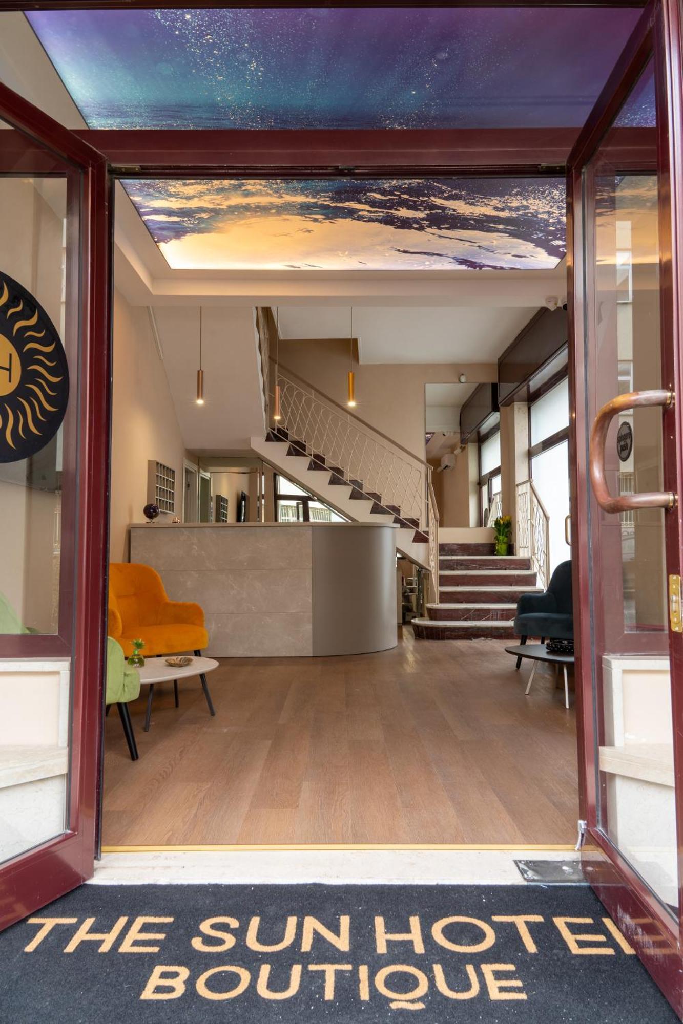 The Sun Boutique 3*