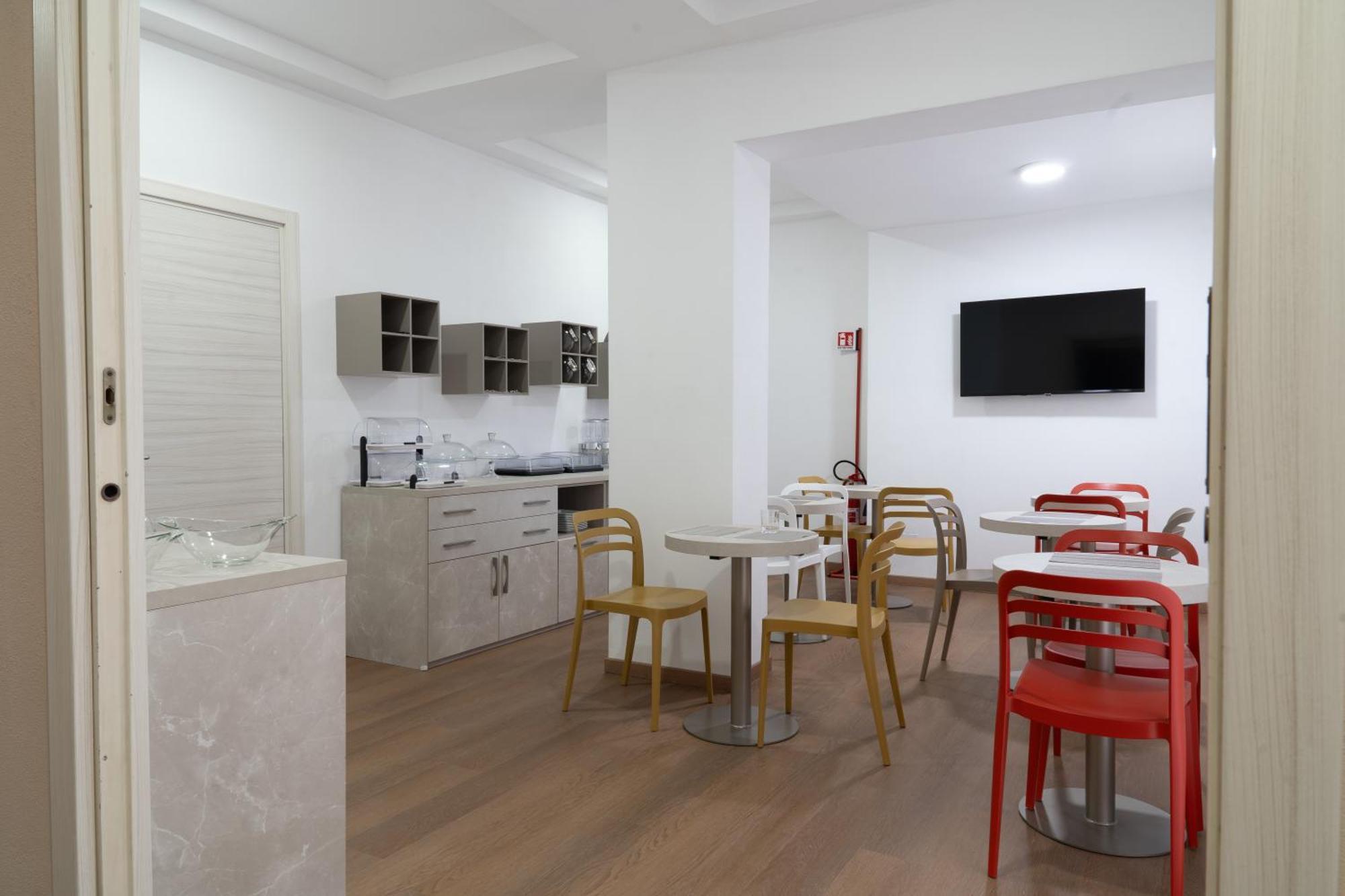 Hotel The Sun Boutique 3*